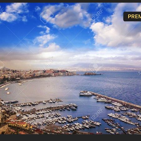 B&B I Borboni Napoli Bagian luar foto