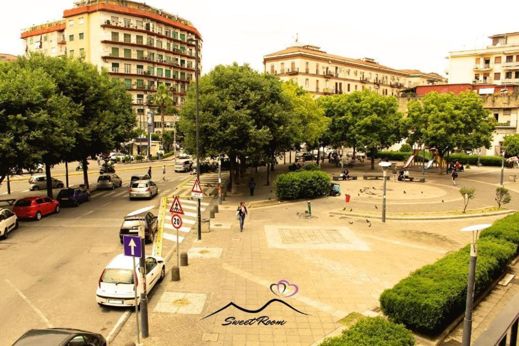 B&B I Borboni Napoli Bagian luar foto